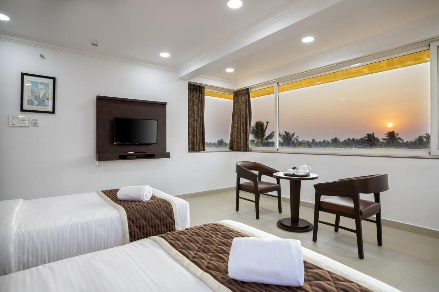 Sairaj Beach Resort - Calangute Goa Exterior photo