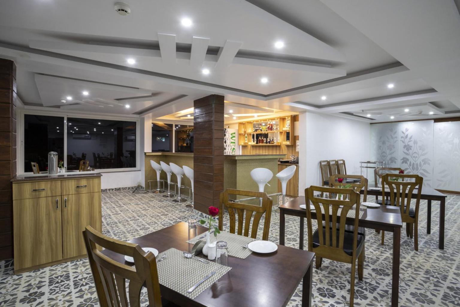 Sairaj Beach Resort - Calangute Goa Exterior photo